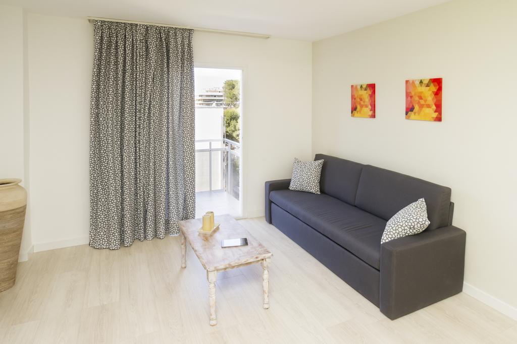 Apartamentos Intersalou Priorat 外观 照片